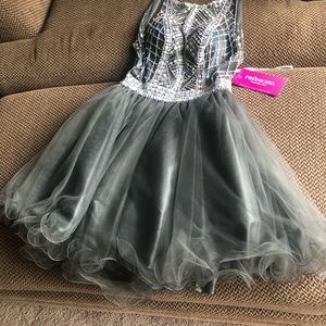 NWT semiformal dress perfect for homecoming